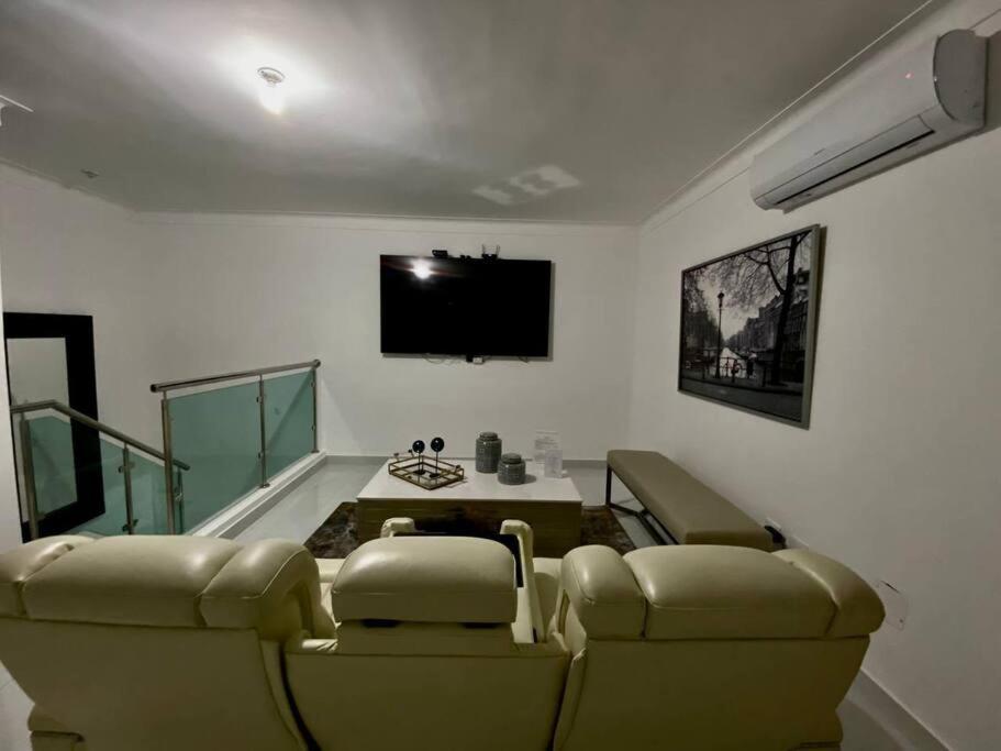 Ferienwohnung Spectacular Penthouse With Private Jacuzzi Terrace Santiago De Los Caballeros Exterior foto